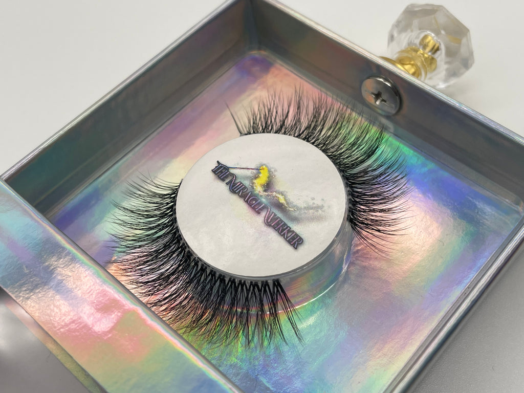 Alluring Lash